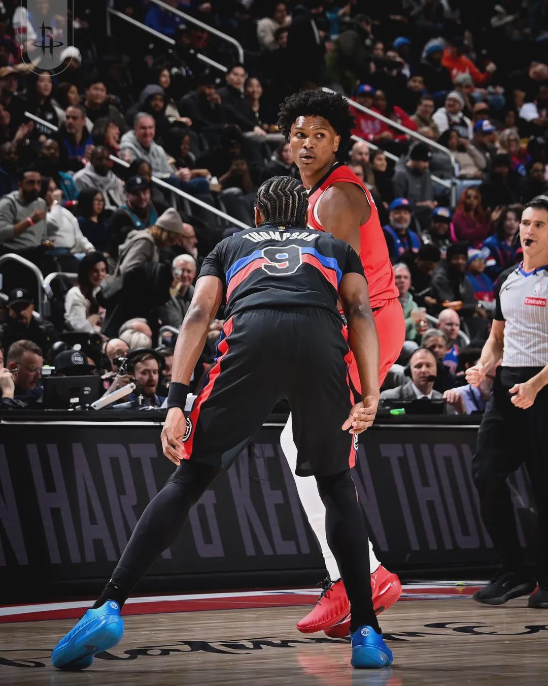 爱游戏中国官网-掀翻东部第一！杜兰特背靠背85分钟！三分命中数升至历史第11