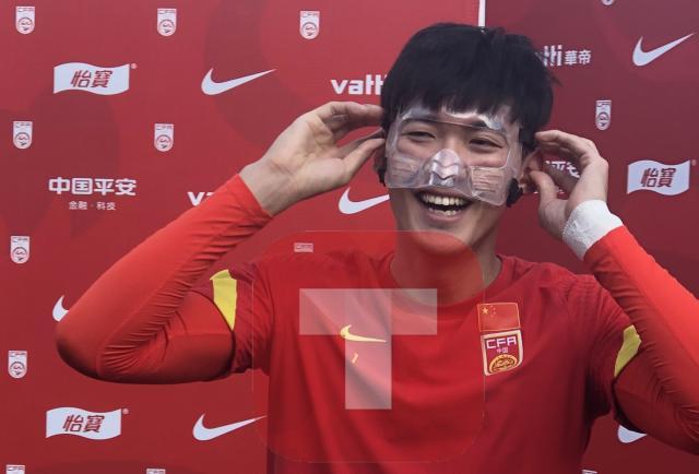 爱游戏平台体验-颜骏凌：上大量训练浑身酸痛 伤病对心理已无影响